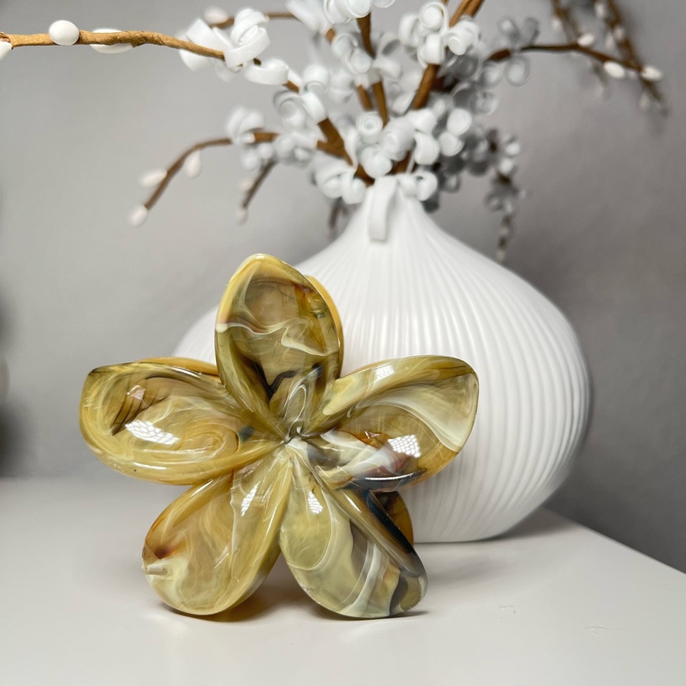 Stylish Flower Hair Claw Clip- Olive (brand new)
